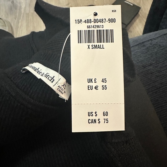 Abercrombie & Fitch Black Asymmetrical Buttoned Tank Top XS NWT - Picture 7 of 9